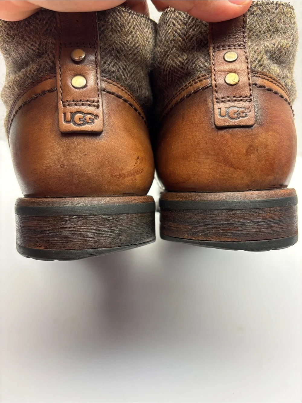 UGG Men's Brown Leather & Tweed Chukka Boots, SZ 14, box 23